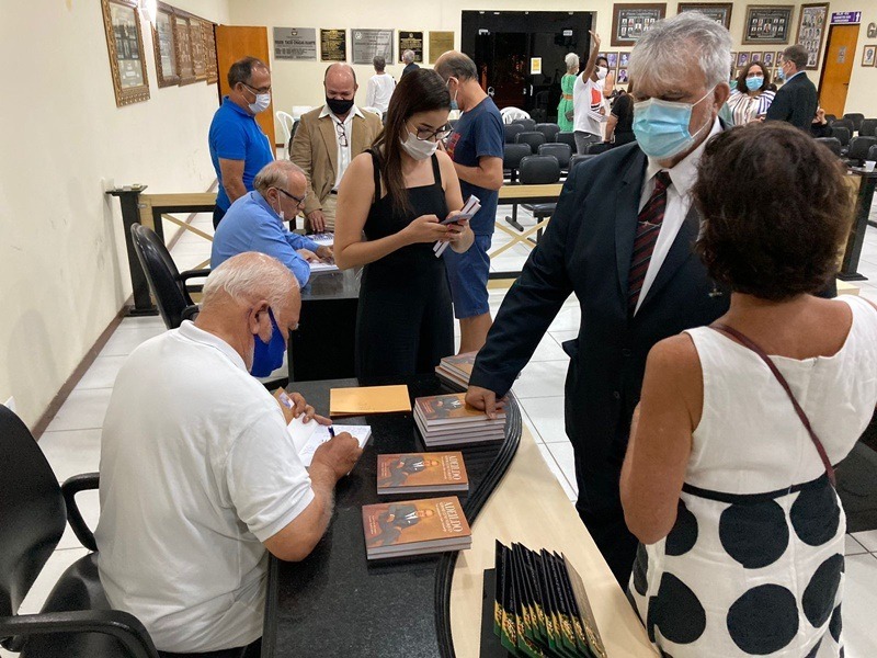 lancamento_livro_adeildo_galeria-8