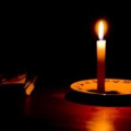 Brasileiros ficaram mais de 18 horas sem energia em 2012 Brasileiros ficaram mais de 18 horas sem energia em 2012