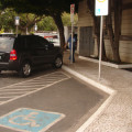 Câmara aprova infração grave para motorista que estacionar em vaga para idosos Câmara aprova infração grave para motorista que estacionar em vaga para idosos
