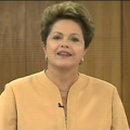 País termina 2013 melhor do que começou, diz Dilma na TV País termina 2013 melhor do que começou, diz Dilma na TV