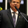 Projeto concede carteira de motorista gratuita a pessoas de baixa renda Projeto concede carteira de motorista gratuita a pessoas de baixa renda