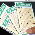 Mega-Sena acumulada sorteia R$ 11 milhões nesta quarta Mega-Sena acumulada sorteia R$ 11 milhões nesta quarta