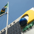 Anatel abre concurso com salários de até R$ 11,4 mil Anatel abre concurso com salários de até R$ 11,4 mil