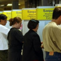 PIS/Pasep: mais de 900 mil pessoas podem sacar abono salarial de 2014 até dia 29 PIS/Pasep: mais de 900 mil pessoas podem sacar abono salarial de 2014 até dia 29