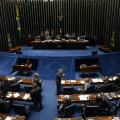 Congresso terá semana com foco em denúncia contra Temer e retorno de Aécio