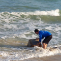 Dezenas de fardos são encontrados em praias da costa alagoana