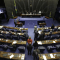 Senado aprova reajuste salarial de 16% para ministros do STF