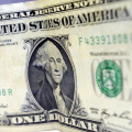 Mercado espera que dólar caia para R$ 5,20 até o fim do ano