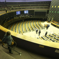 Deputados federais eleitos e reeleitos tomam posse nesta 6ª