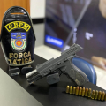PM prende homem que portava arma de fogo no Flexal